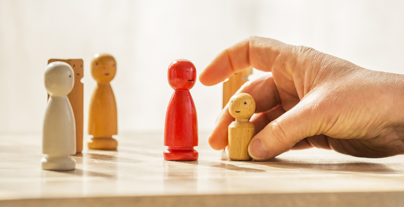 Christina Rosemann, Coaching, Teamentwicklung, Supervision, Lüdenscheid, Sauerland, NRW, Familientherapie, Mediation, Unternehmen, Fortbildung für Führungskräfte, Selbstoptimierung, Businessberatung, Jugendhilfe, Systemische Therapeutin, Veränderungscoach, Seminare, Fallsupervision, Führungskräftecoaching, Vorträge, Motivationscoach, Diplomiert, Entlastung, Psychologie, Lösung, Problem, Veränderung, Lebenswandel, Neuanfang, Schüler, Kinder, Paarberatung, Konflikt, Konfliktmoderation, Einzeltherapie, Hilfe bei Trennung, Partner, Mediatorin, Südwestfalen, Köln, Düsseldorf, Werdohl, Organisationsentwickler