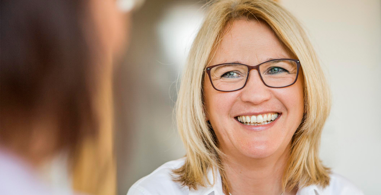 Christina Rosemann, Coaching, Teamentwicklung, Supervision, Lüdenscheid, Sauerland, NRW, Familientherapie, Mediation, Unternehmen, Fortbildung für Führungskräfte, Selbstoptimierung, Businessberatung, Jugendhilfe, Systemische Therapeutin, Veränderungscoach, Seminare, Fallsupervision, Führungskräftecoaching, Vorträge, Motivationscoach, Diplomiert, Entlastung, Psychologie, Lösung, Problem, Veränderung, Lebenswandel, Neuanfang, Schüler, Kinder, Paarberatung, Konflikt, Konfliktmoderation, Einzeltherapie, Hilfe bei Trennung, Partner, Mediatorin, Südwestfalen, Köln, Düsseldorf, Werdohl, Organisationsentwickler